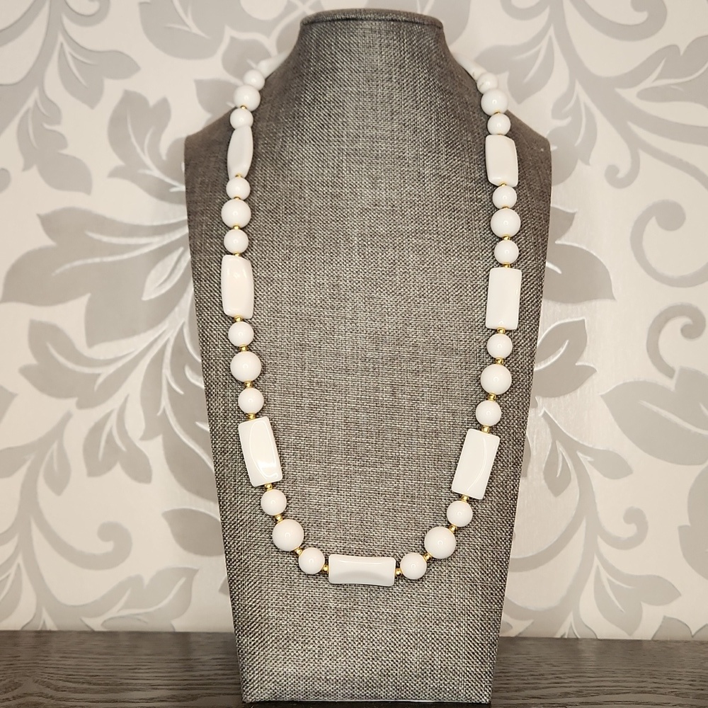 Women Beaded Necklace